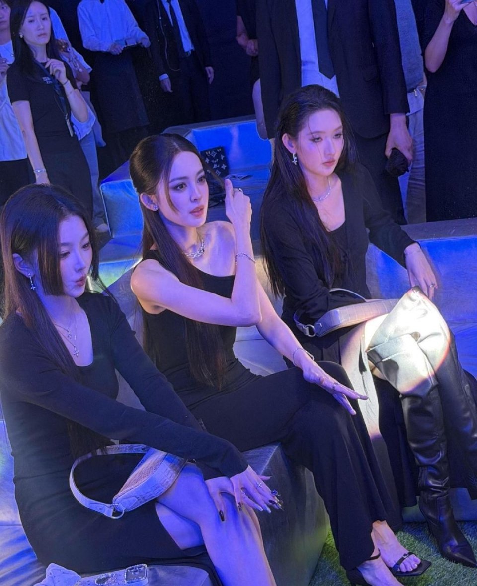 好权威的三张脸啊