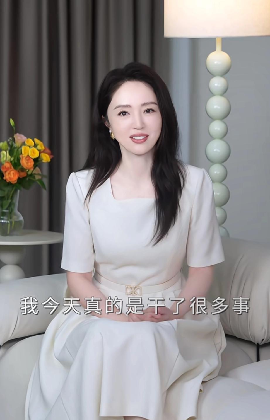 果不其然，这个七夕节董璇不出意外的又更新动态了，只不过这次不是秀恩爱，也不是陪