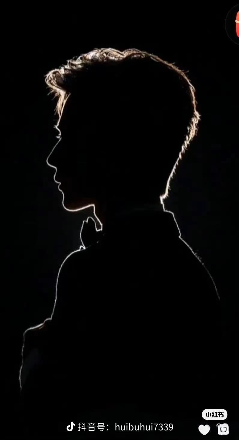 人生不过三万天，一万天读书，两万天上班。更可悲的是，读一万天的书，竟是为了能更好