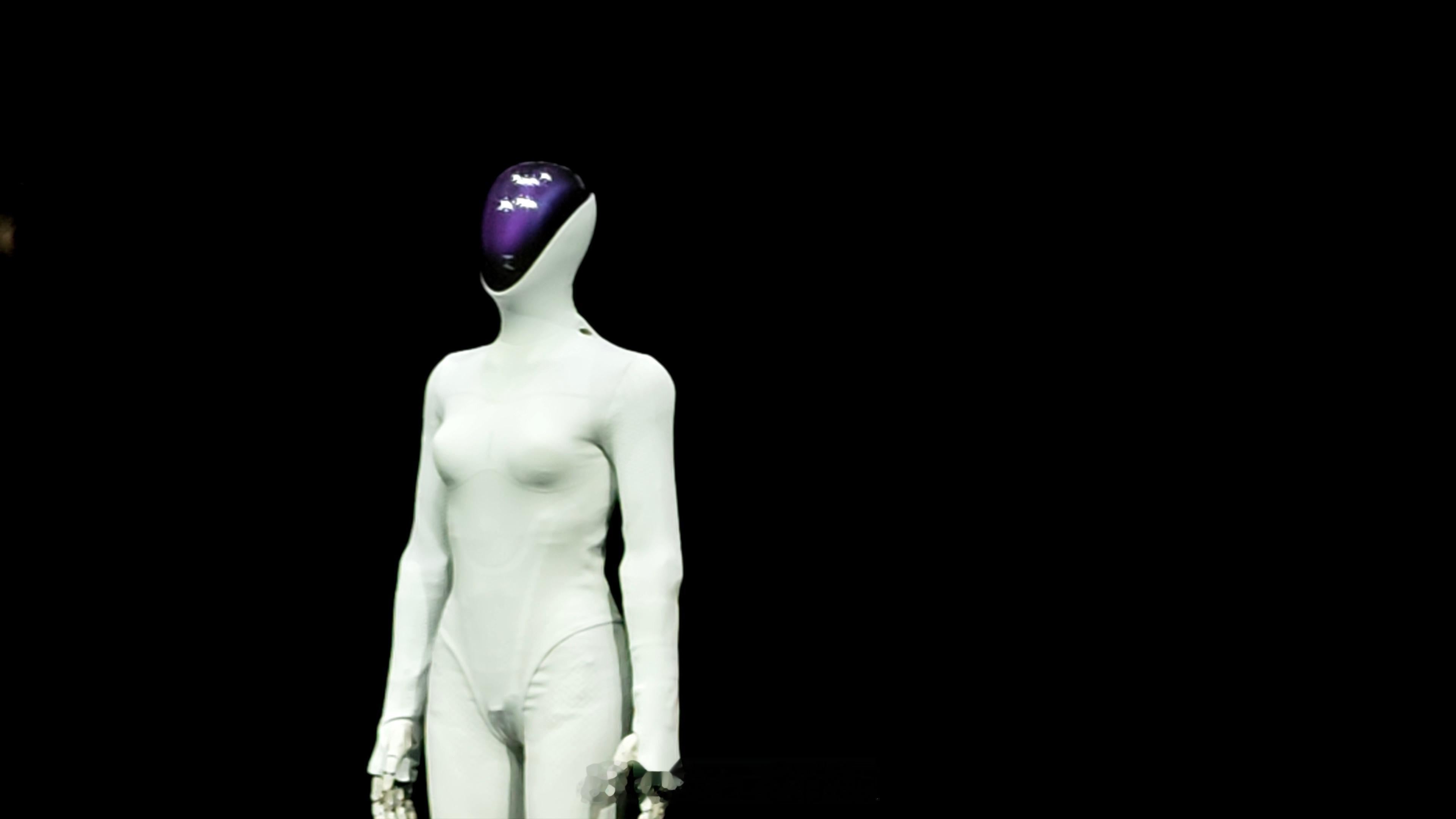 2025车圈大事件让我来说的话，我想到3个比较深刻的场面1.蔚来全新ES8上市