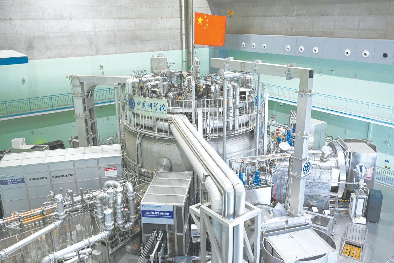 中国“人造太阳”一旦点亮，美国11艘航母舰队，将在24小时内，被激光武器“烧成废