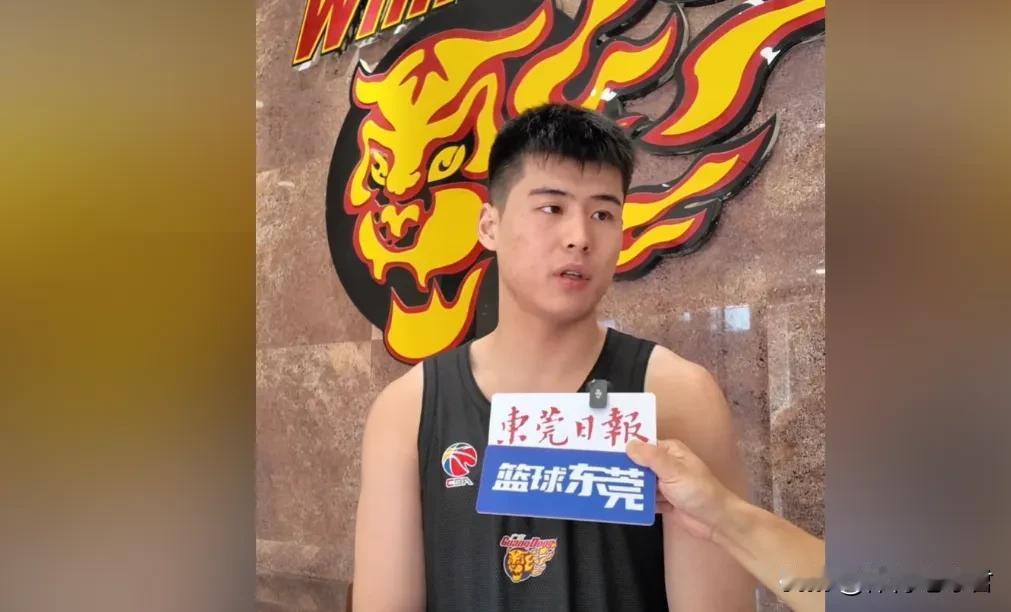 陈家政心态真好！随着杜润旺与杜锋先后离队，再加上主教练提倡欧洲团队篮球，不少球