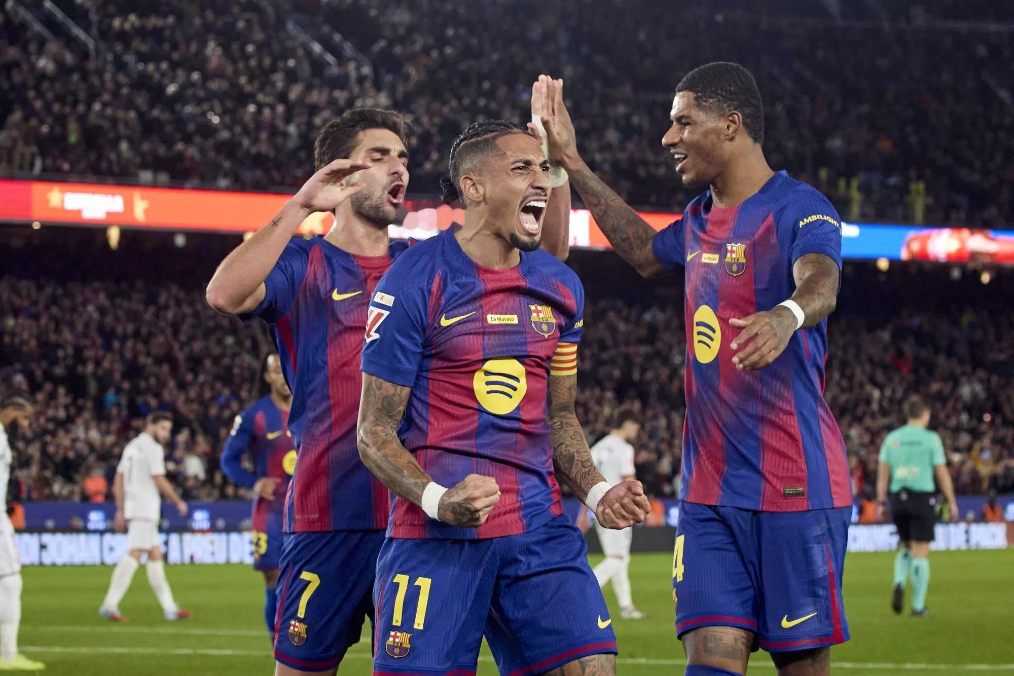 每体：拉菲尼亚没有考虑他在巴塞罗那的未来，他决心留在俱乐部，直到实现他最大的梦想