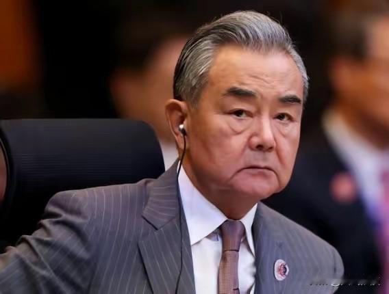 "台独"分子李忠宪曾经表示，中国之所以对日本现首相高市早苗暴跳如雷，不是因为一句