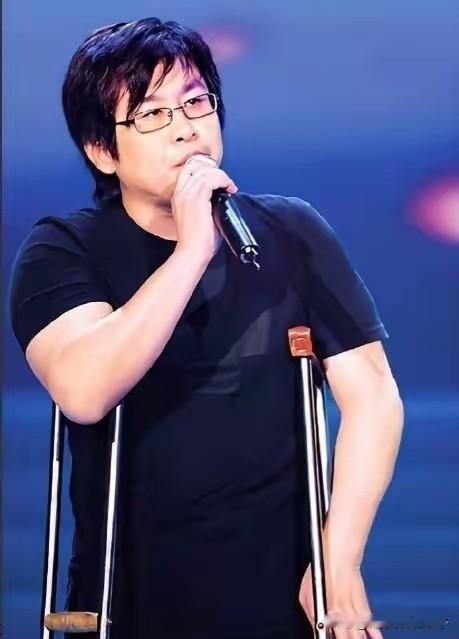 郑智化吐槽深圳机场翻车后，接下来他将面临3个选择！第一、为了面子继续嘴硬，他