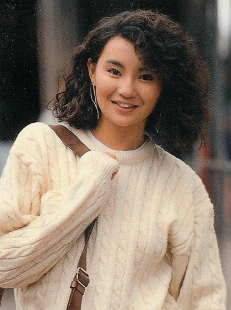 1990年，尔冬升向张曼玉提出分手，张曼玉伤心欲绝，但尔冬升却如释重负地说：“我