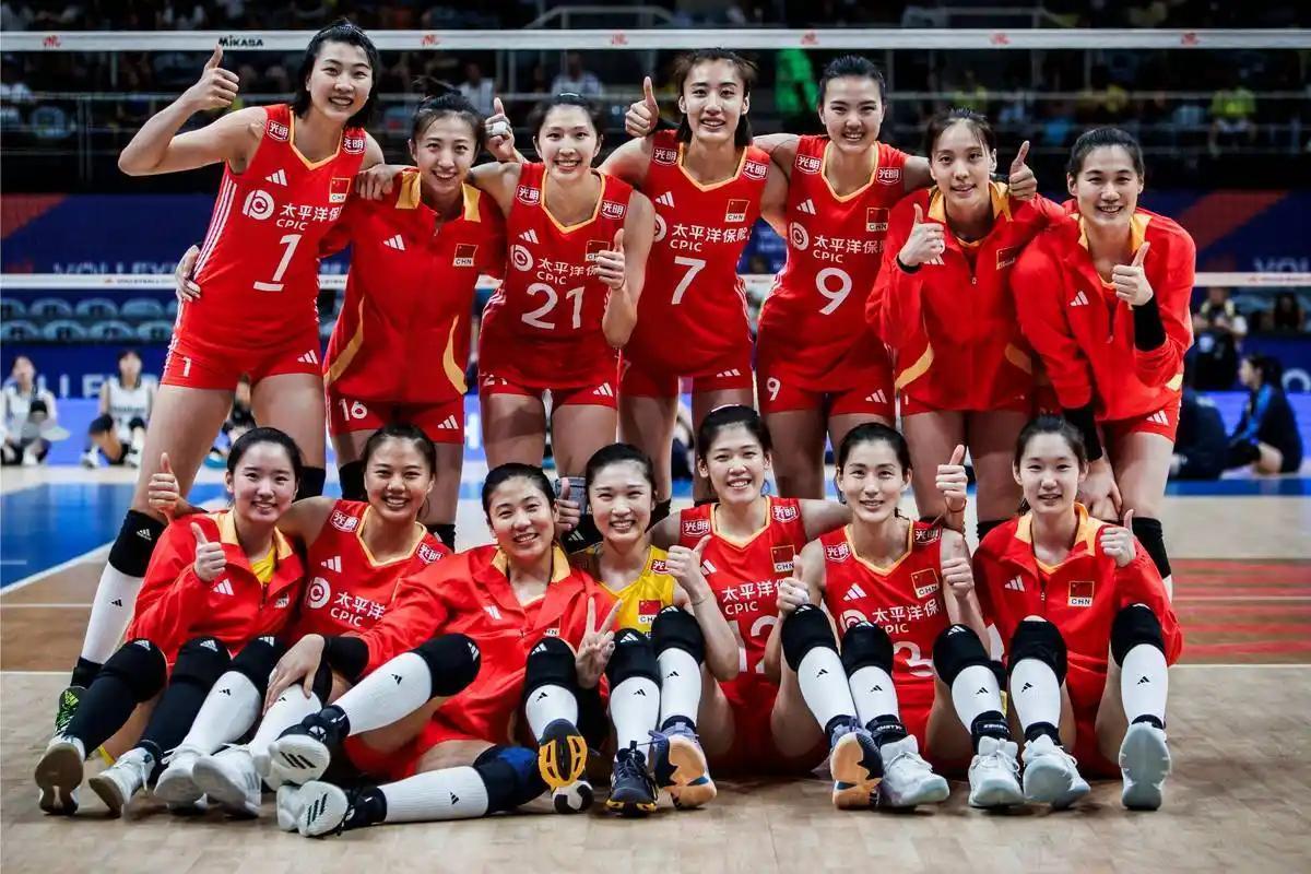 女排现在阵容够世界一流强队吗?曾经以国人引以为傲的中国老女排，获得十次世界三
