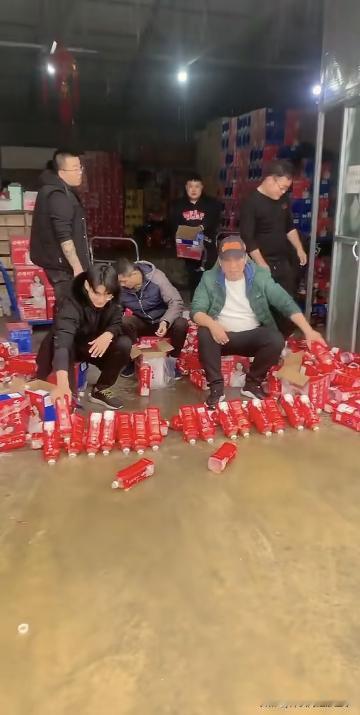 山楂树下，这些人到底怎么了，这几天都在抵制山楂树下。特别山东的小伙伴这样做不太好