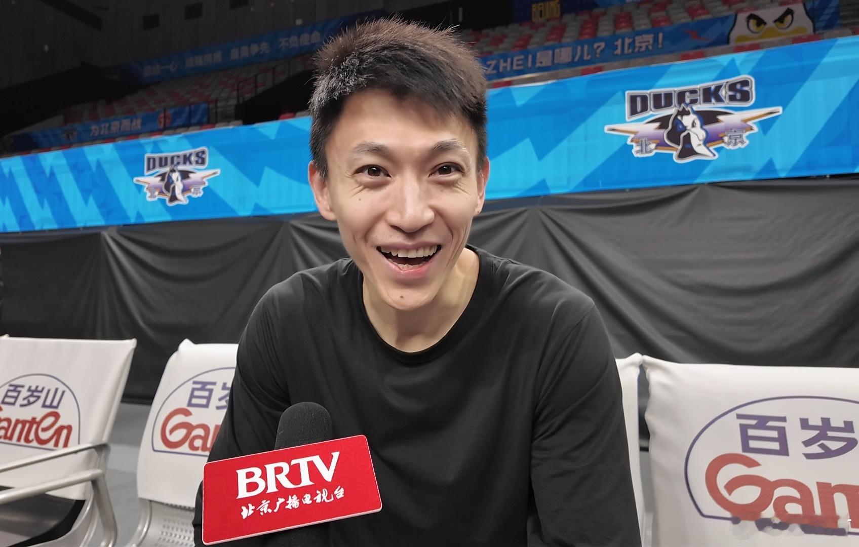 北京男篮vs宁波男篮宁波今年的突飞猛进，证明82年的拉菲依然香醇🍷晓宇刚才跟