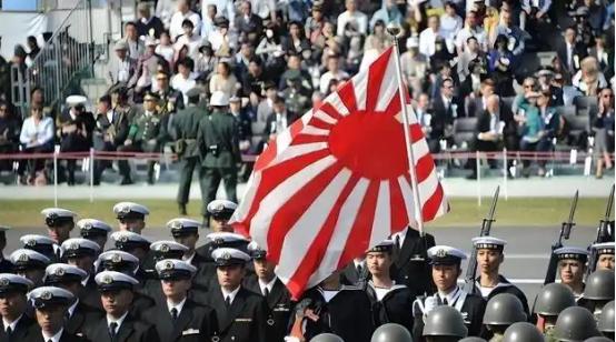 现在的情况是，所有人都预感到日本会偷袭。从此前的日本战争史就可以看出，偷袭的概率