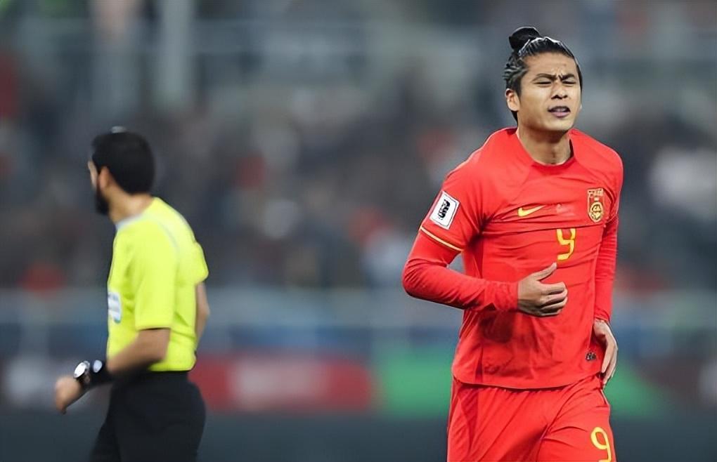 西班牙不跟国足打了？这是好事，至少球迷不用受罪了。如果西班牙真刀真枪的打，7比