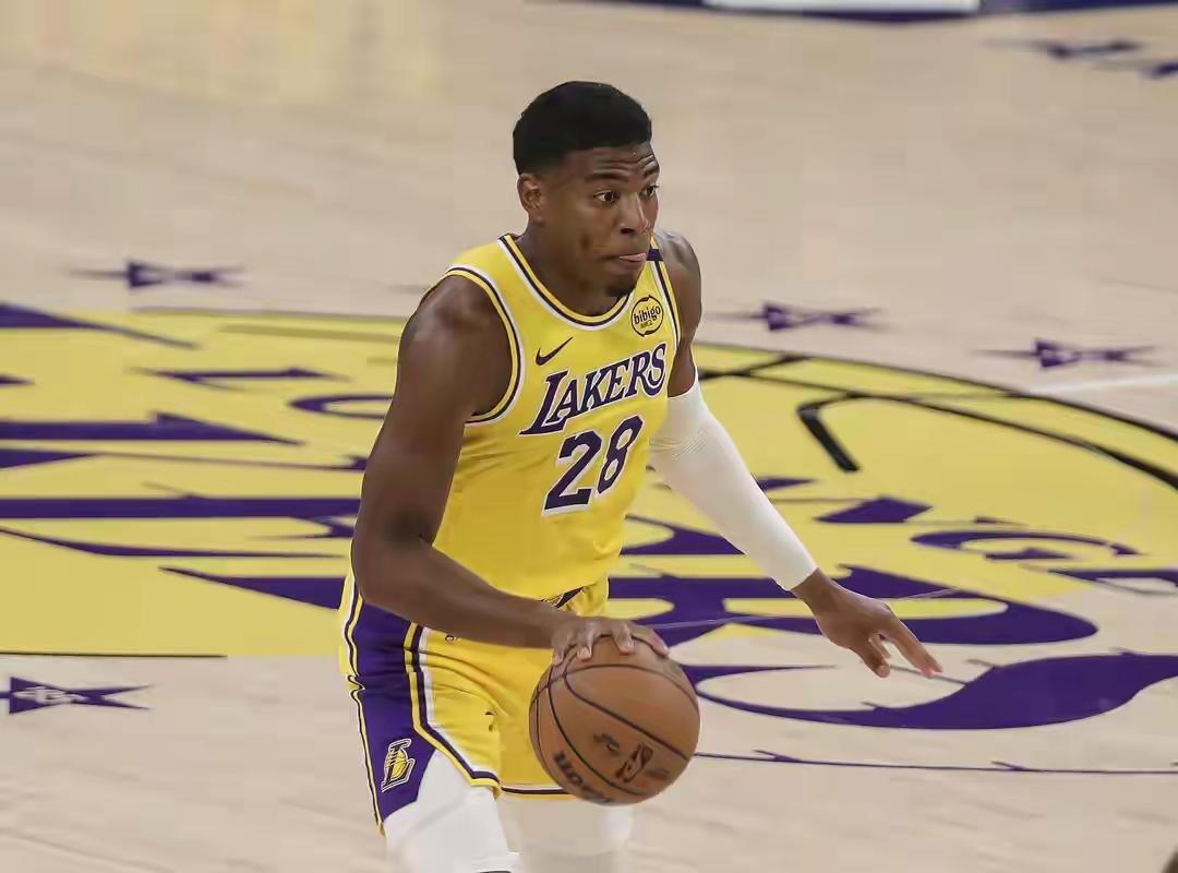 湖人的交易猜想，是用八村塁几人的到期合同，还是用没续约的里弗斯。一、湖人补强方