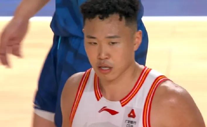 贺希宁真的太强大了！妥妥的cba本土球员战力第一人！狂飙32分4篮板3助攻4