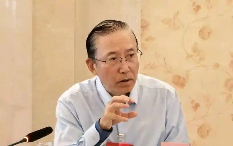 7月31日晚，中央纪委国家监委网站发布消息：国家电网有限公司原党组书记、董事长辛