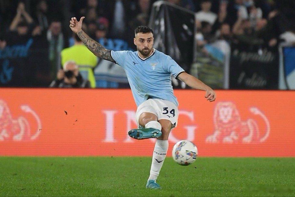 信使报：对于国际米兰来说吉拉被视为阿切尔比的潜在替代者阿切尔比很可能在明年夏