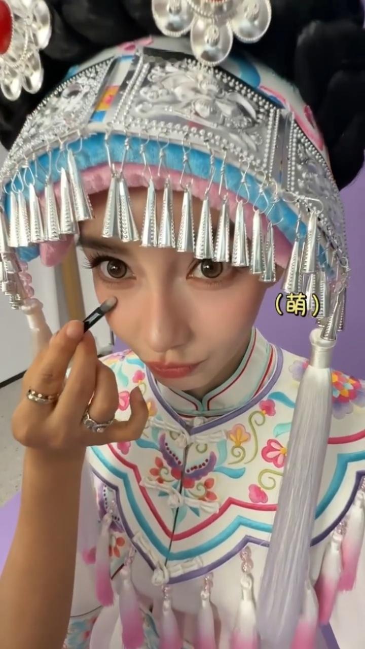 angelababy一张萌萌的脸就这么对着我🥰​​​