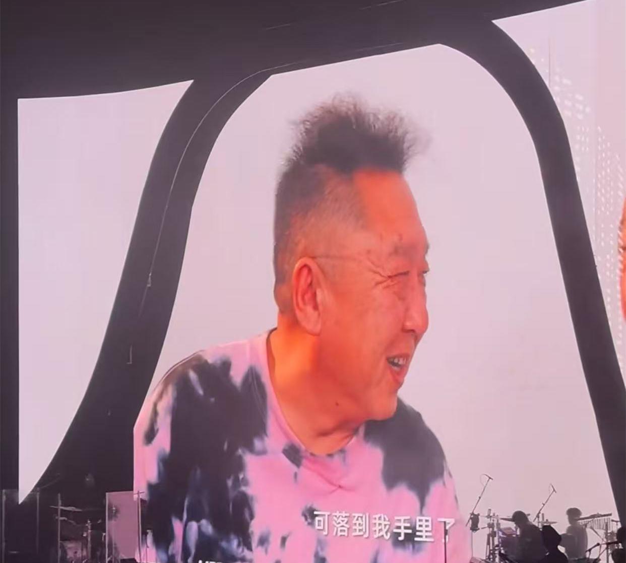 德云社岳云鹏演唱会刚开始，就有小部分网友说“岳云鹏唱的没有说的好”。之所以这样，