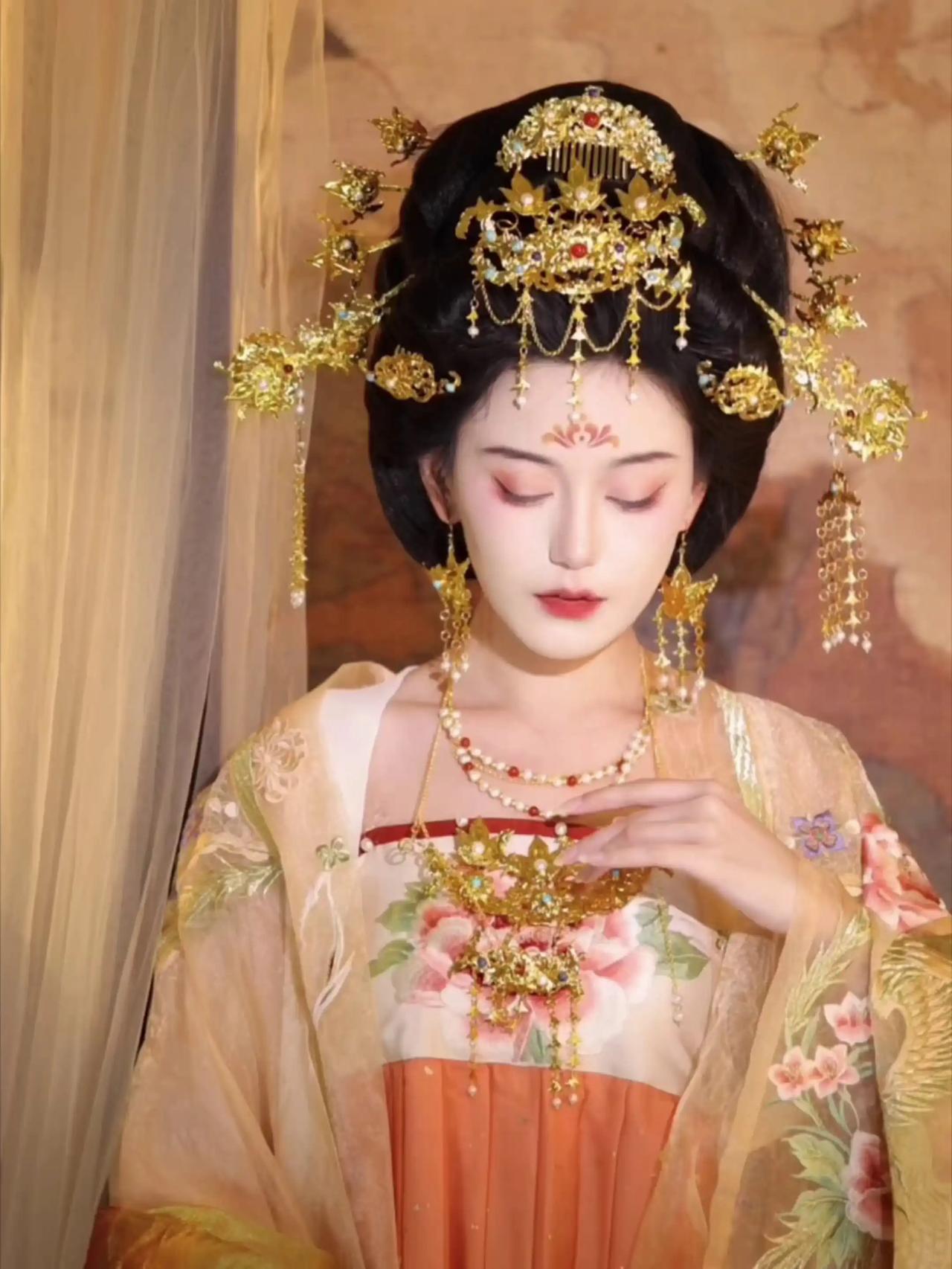 1960年，考古人员在武则天孙女永泰公主墓中发现了一具男子白骨，男子身旁还放着一