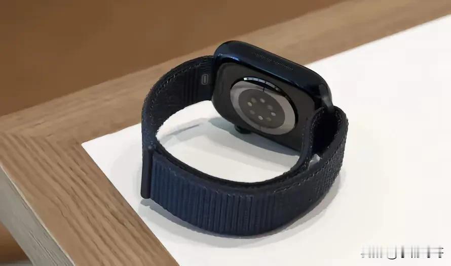 19岁的林晓薇给所有学生提了个醒不是因为手表丢了，也不是因为退学，而是当你按