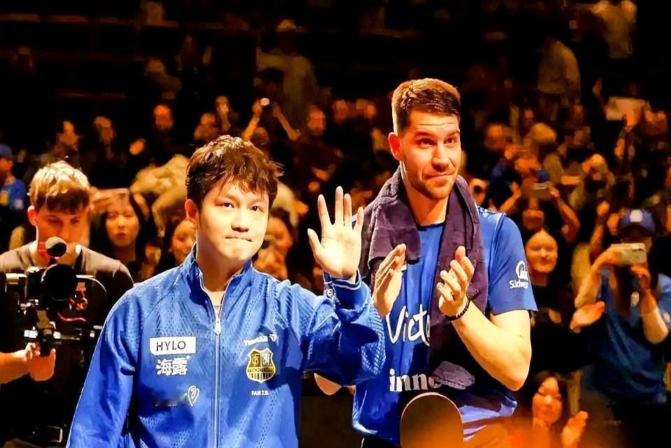 WTT罚款第3天，樊振东直接飞德国工资涨三倍，比赛少一半，国家队一招召回。