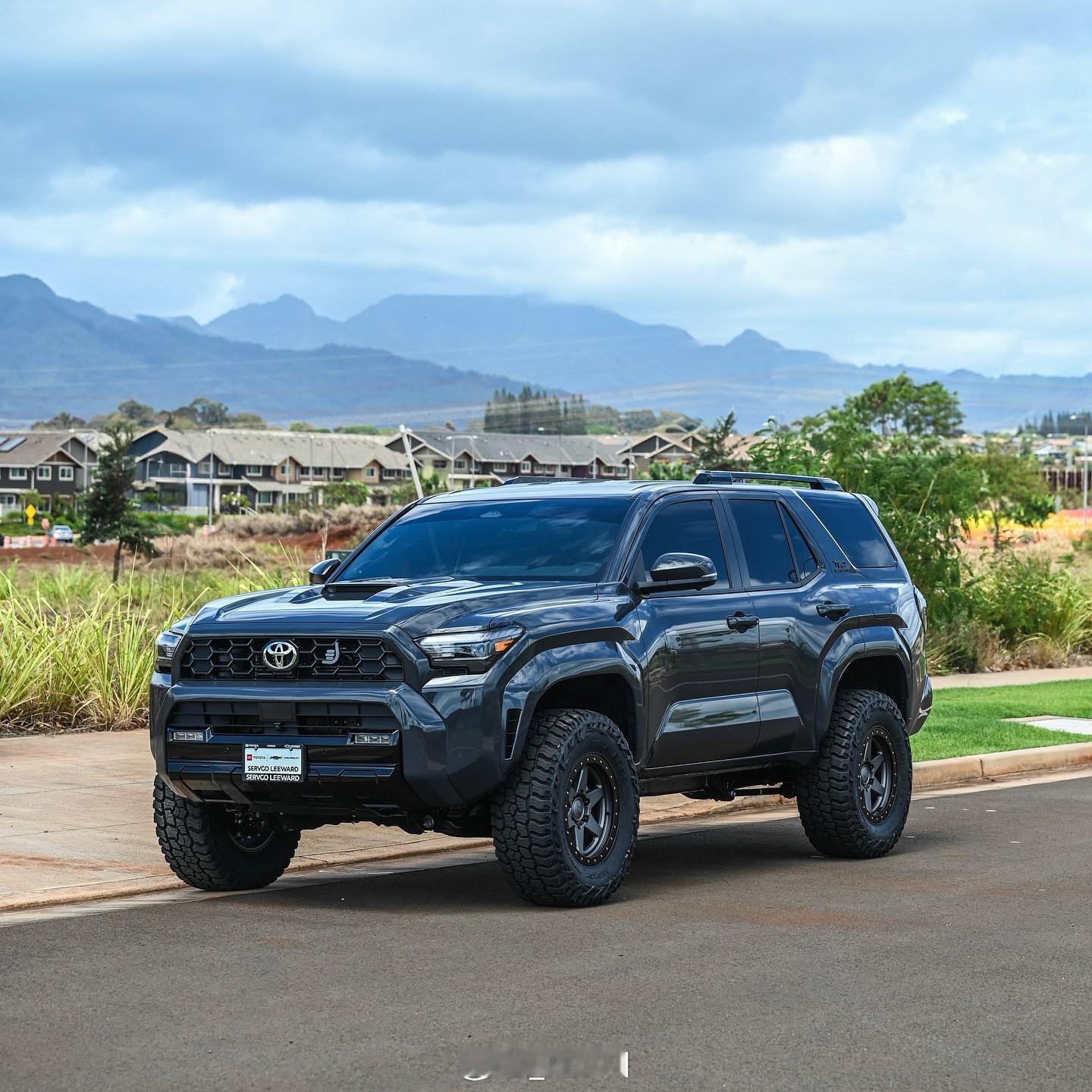 丰田4Runner改装案例丰田4Runner，改装大脚，大家觉得效果怎么样[举