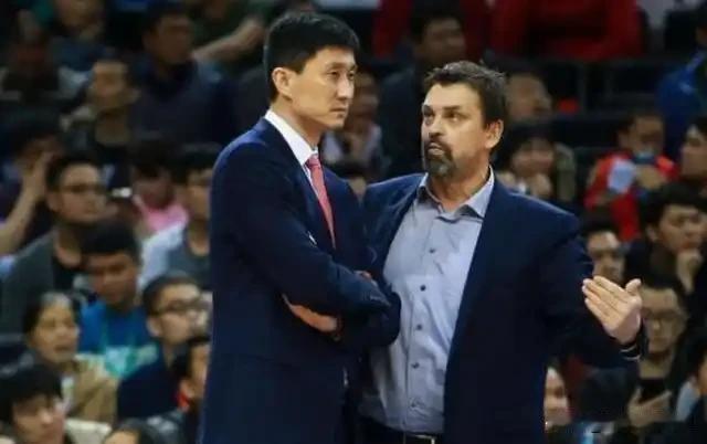 别担心国家队了，还是担心一下广东宏远吧自从杜锋离职后，本来以为没
