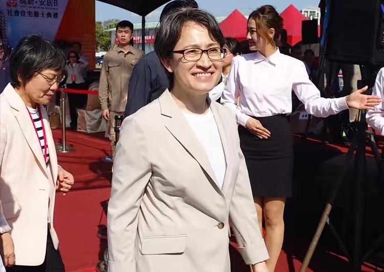 美伊开战牵动台湾局势？3月2日，“台独”顽固分子、台湾地区副领导人萧美琴参加活动