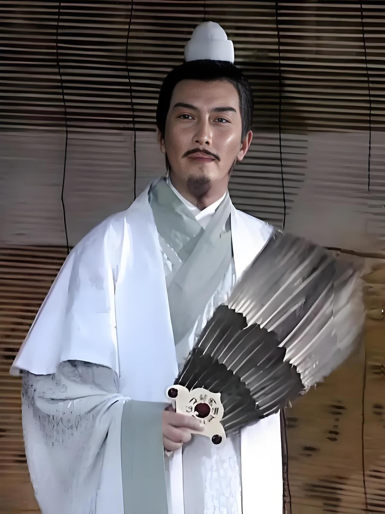 看哭了！诸葛亮疑兵退曹时蜀汉多风光，晚年北伐就有多意难平，真让人唏嘘不已啊！