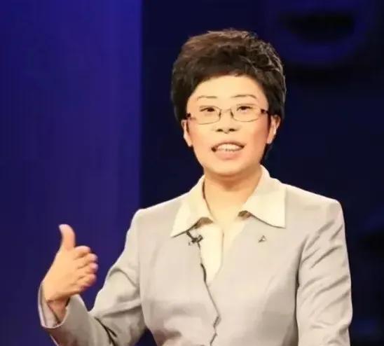 <em>金玉良言</em>照做就是:1:对待亲戚，少装富，多哭穷，不谈钱。2.对待同事，多做