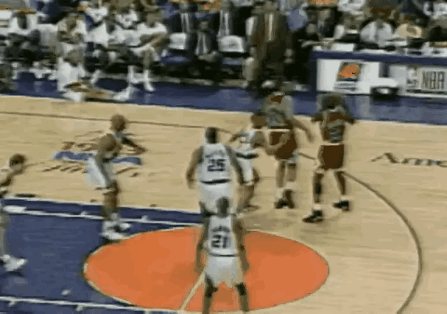 乔丹如果在现在的NBA打球，估计会被喷死！在放大镜的观察下，没有人能幸免于难，哪