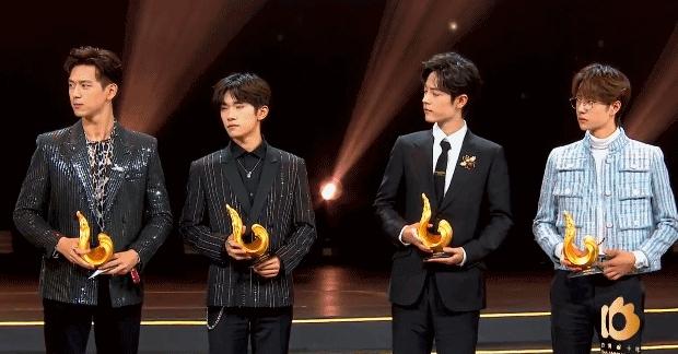 平台的盛典活动请不到大咖了出席嘉宾这两年开始大换血了，前几年参加尖叫之夜和星光