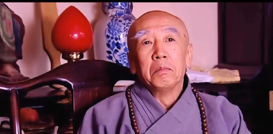 少林寺方丈释永信被查，让我想起《天道》里丁元英三求五台山老和尚的场景。第一次丁