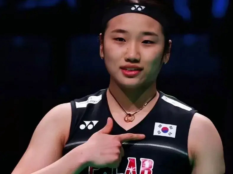 羽毛球女单最新世界排名，TOP16如下:1.安洗莹🇰🇷1177872.王祉怡