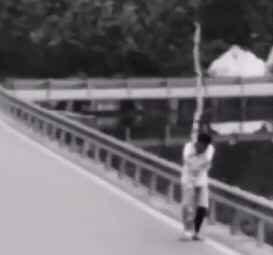 我知道，不该把快乐建立在别人的痛苦之上，这样是不厚道的，但真的控制不住啊！视频