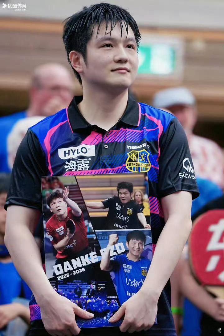 樊振东英文告别主场球迷最好的离别，是为了更好的相遇。每一段旅程，都自有其意义。是