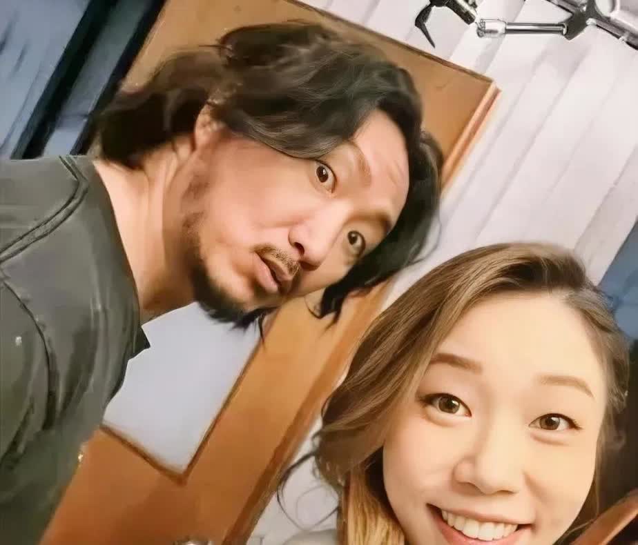 网传这位何庆湘就是郑中基的三姐我实在不理解郑中基的眼光两个前妻长得天仙似