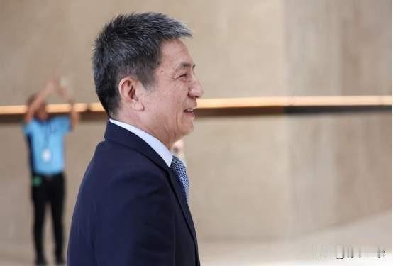 中美吉隆坡经贸谈判落幕，最见水平的是李成钢那两句总结，把中美博弈的分寸感拿捏得死