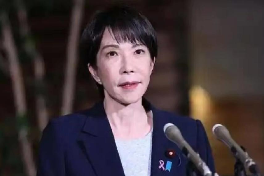 登岛闹剧落空后，高市又生一计，这次改换美制无人机，不惧鸡蛋碰石头！12月25