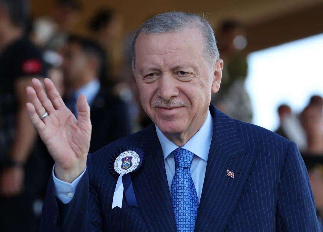 真是离了个大谱！土耳其突然对华免签，本以为是“兄弟情深”送福利，结果却是精心设计