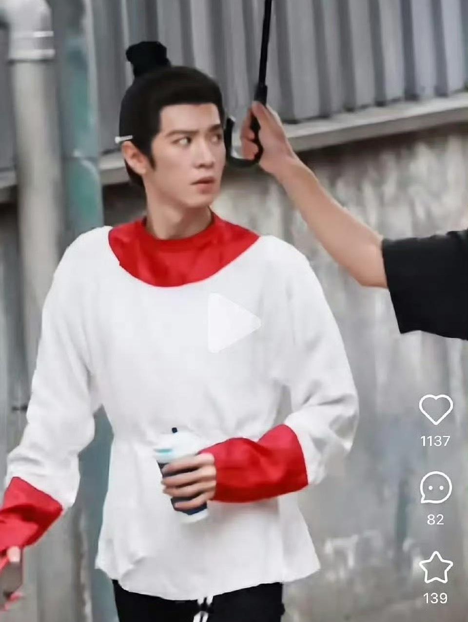 陈哲远《江山为聘》路透生图合集，集齐这么多丑衣服也是不容易[裂开]​​​
