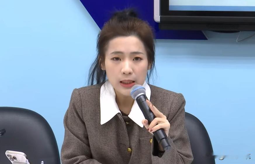 刘宝杰妄批马英九卖台徐巧芯：无法替他发言针对刘宝杰昨天叫嚣“马英九讲‘两岸