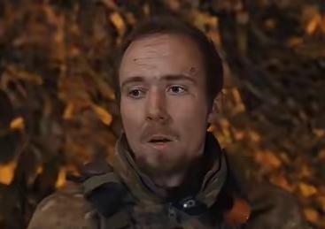 俄军战俘丹尼斯.西乔夫接受了采访，表示俄军一旦冲上阵地，不管是不是自己人都会一阵