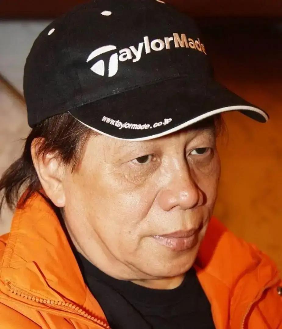 梁小龙走了，留下的“烂账”却把我看哭了。经纪人一查账，梁小龙生前借给徒弟们的钱，