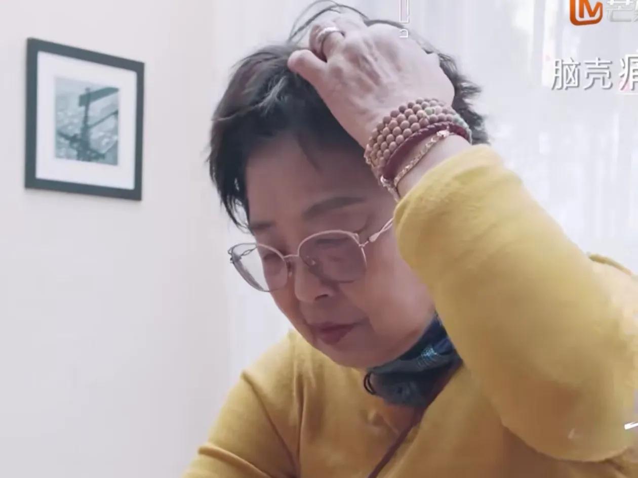 邓传理应该最烦芒果台那引以为傲的所谓百万文案在读节目组给李嘉格写的人