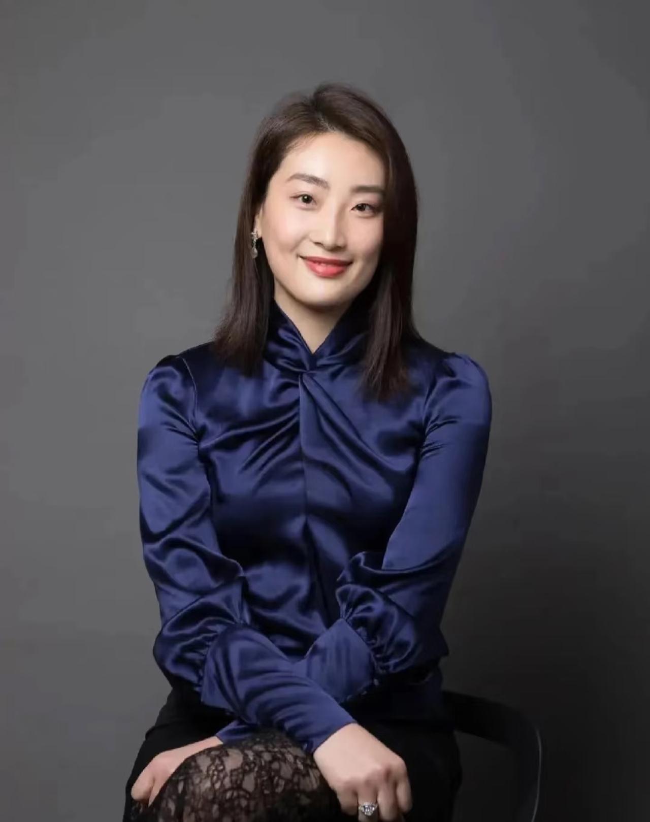 超市看见娃哈哈，我妈跟我唠起宗家姑娘的事：再能干，也得揣着点分寸今天陪我妈