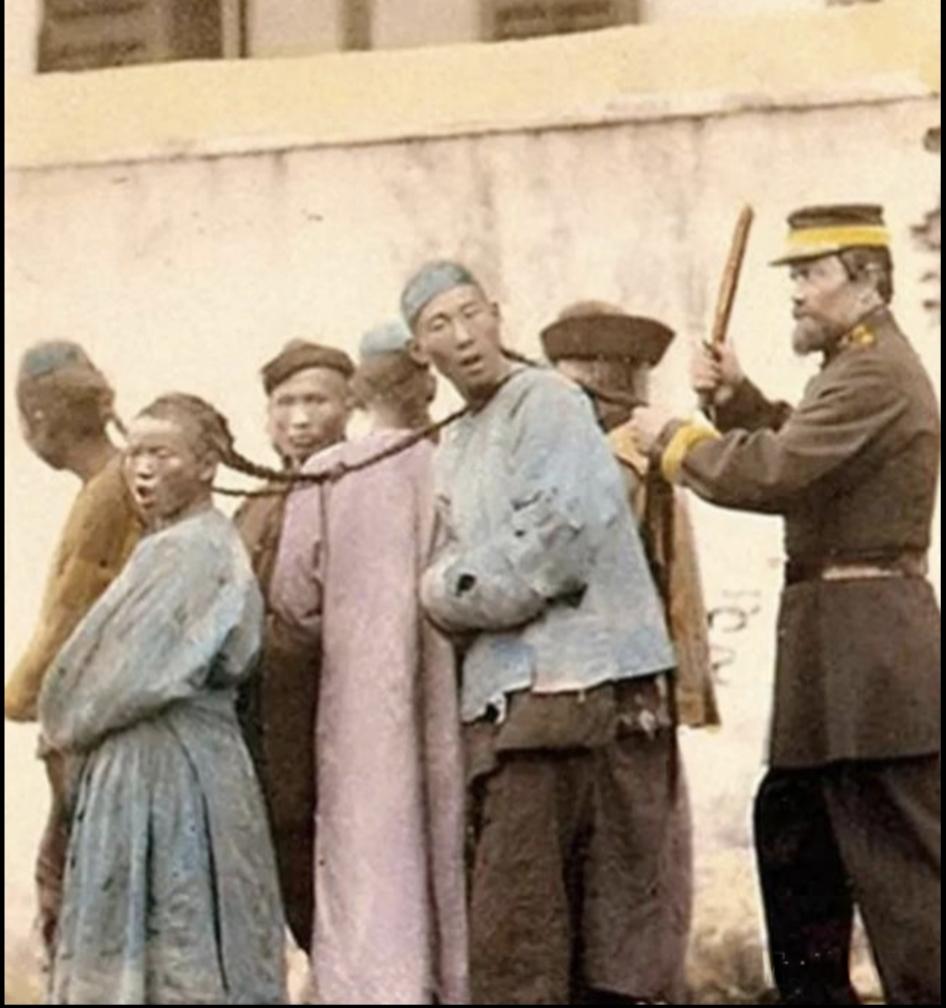 珍贵怀旧老照片发展是硬道理！你要是落后了，就容易被人家拿捏！