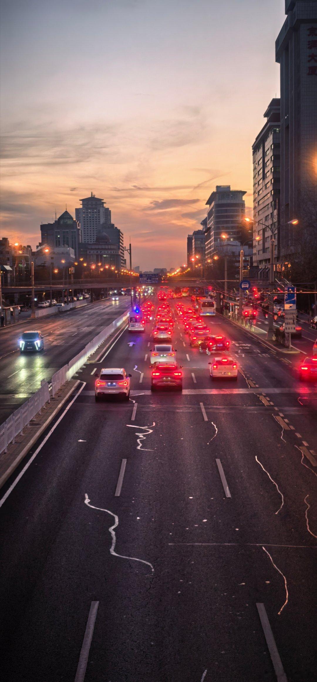 迎着晨曦，一天的奔忙又开始了摄影