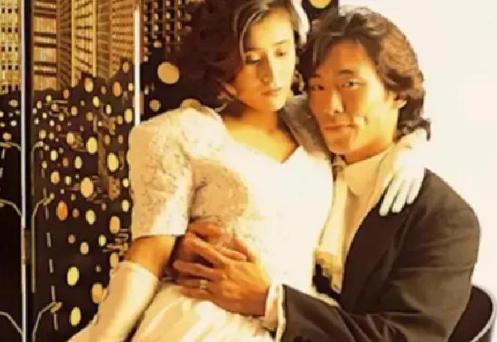1991年，郑浩南与大岛由加利的结婚照，两人在1990年因为在影视作品中合作而相