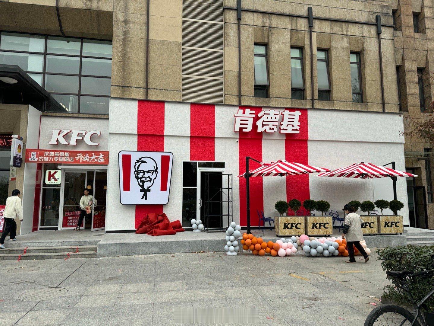 西南大学外卖垄断这事儿其实也不奇怪…我大学就是这样的外卖进校配送需要额外+💰