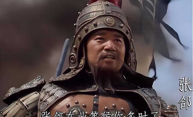 在三国这个背叛如吃饭喝水般平常的时代，一个人换了四个老板还能封侯善终、位极人臂。